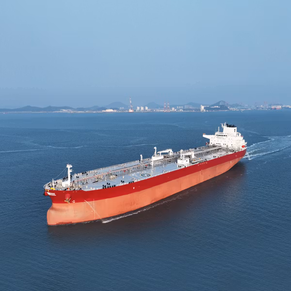 OIL TANKER / AFRAMAX